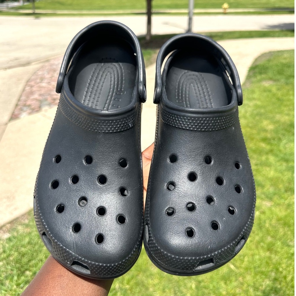 Crocs Adult Classic Clogs Unisex Size M10 W12 Black Sandals - Picture 5 of 12